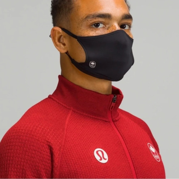 Lululemon team Canada face mask - Picture 4 of 5